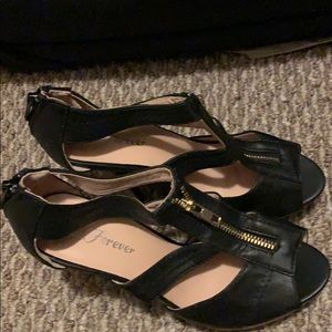 Never worn black heels